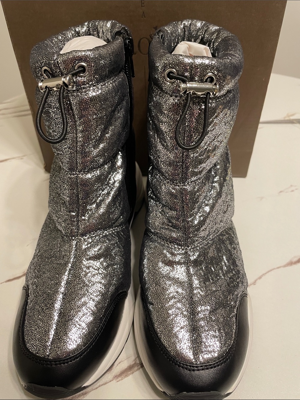 PAOLO Gillie Metallic Silver Women's Winter Boot Sneakers New in Box Sz 6 1/2 M